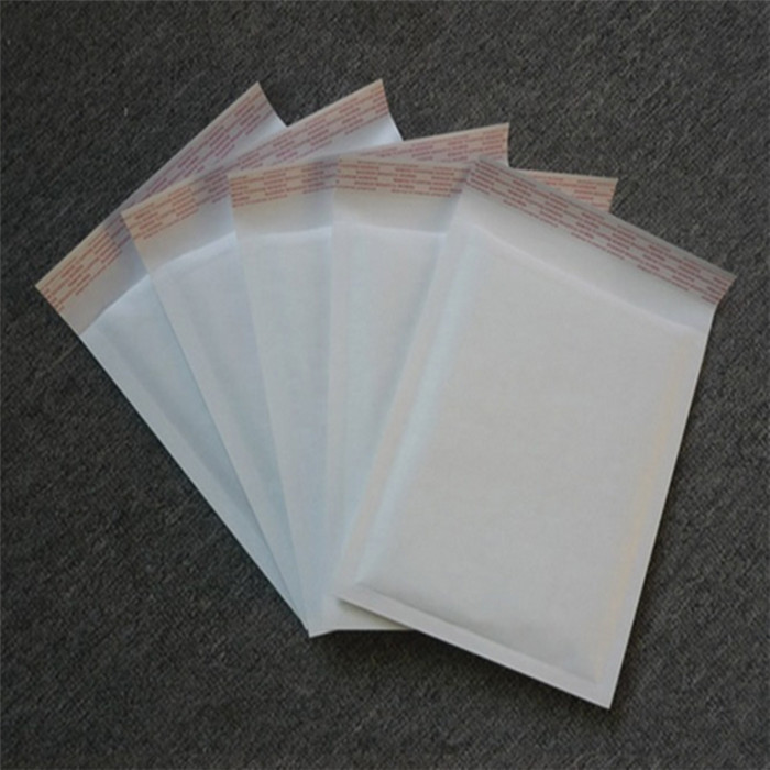 Shipping Size 4 Kraft Bubble Mailers , White / Yellow Mailing Envelopes