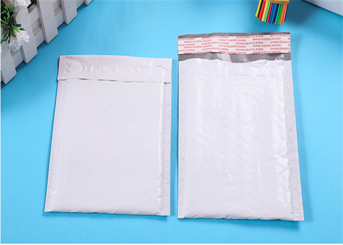 3 Co Extruded Film Poly Bubble Mailers / Bubble Wrap Packaging Envelopes