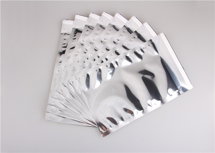 Colorful Aluminum Foil Envelopes Moisture Proof Three Side Seal For Mailing