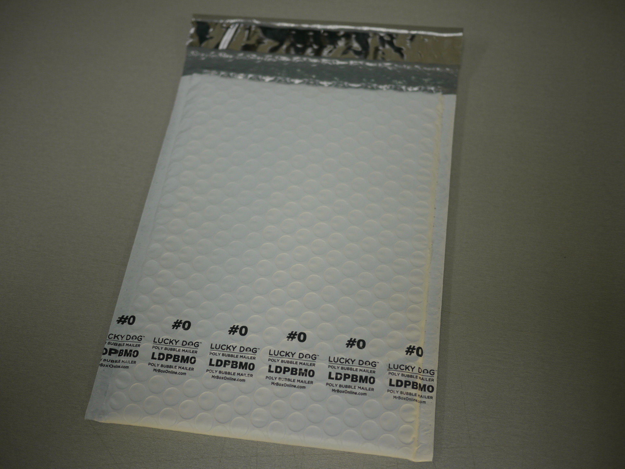 3 Co Extruded Film Poly Bubble Mailers / Bubble Wrap Packaging Envelopes