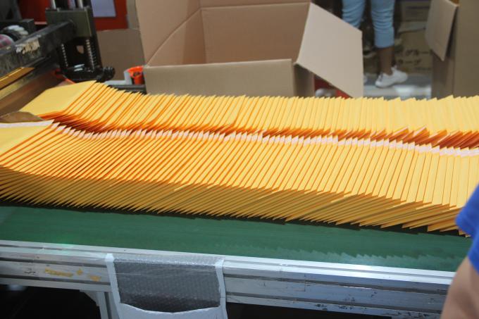 Kraft Bubble Mailer Packaging Envelope Bubble Mailing Packaging Roll Bag 4