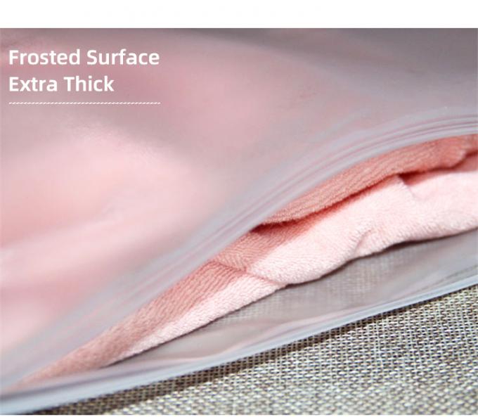 Customized Size CPE Zipper Bags Matte Frosted Packaging Bags With Ziplock Closure For Shipping 2