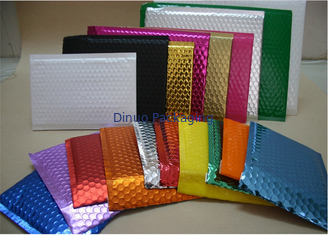Laminated Colorful Metallic Bubble Envelopes Self Sealing For Delivery Industry