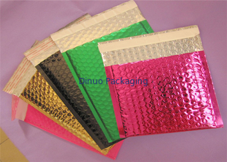 Laminated Colorful Metallic Bubble Envelopes Self Sealing For Delivery Industry