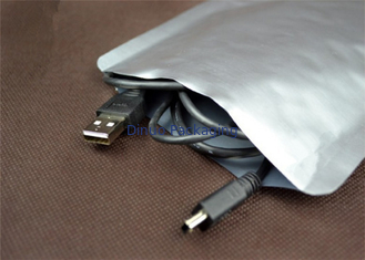 Electronic Packing Aluminum Foil Bags , Waterproof Aluminum Foil Vacuum Sealer Bag