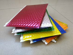 Full color metallic foil padded bubble zipper lock bag cosmetics packaging zipper bubble bag