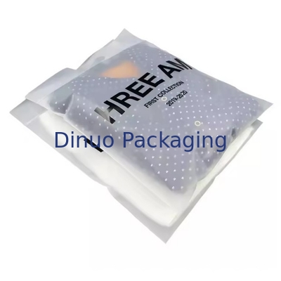 Custom Printing Eco-Friendly Resealable Plastic Ziplock Bags With Handle For Clothes Packaging Bag
