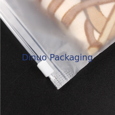 Customized Size CPE Zipper Bags Matte Frosted Packaging Bags With Ziplock Closure For Shipping