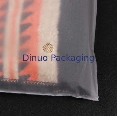 Customized Gravure Printing CPE Packaging Bags In Various Sizes For Clothing Storage