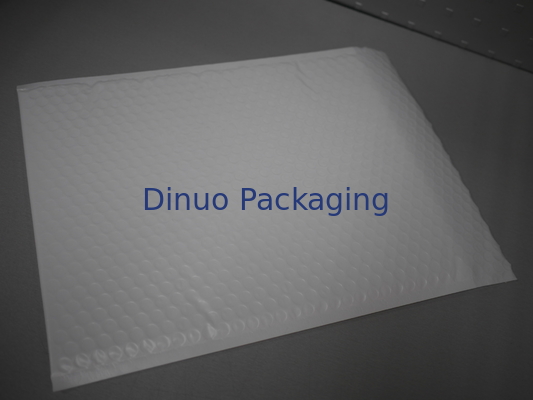 Size 00 Poly Bubble Lined Bags 5 X 10 Bubble Mailers For Express Delivery Use